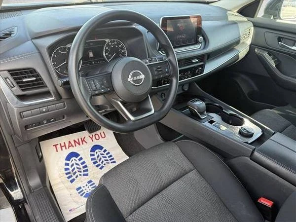 2024 Nissan Rogue - Image 12 of 21