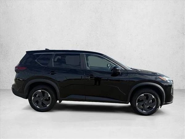 2024 Nissan Rogue - Image 4 of 21