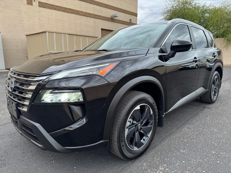 2024 Nissan Rogue - Image 4 of 21
