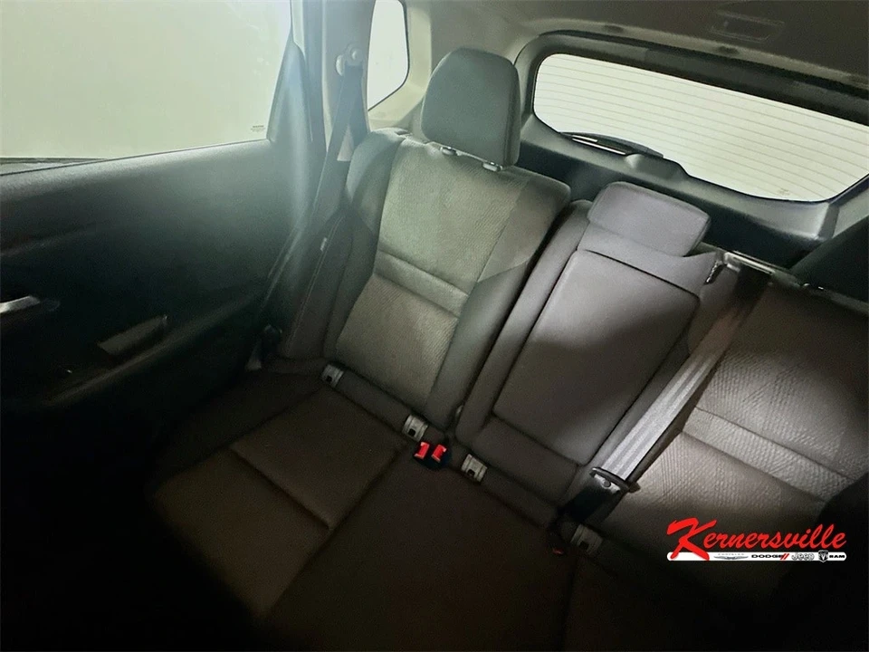 2024 Nissan Rogue - Image 12 of 21