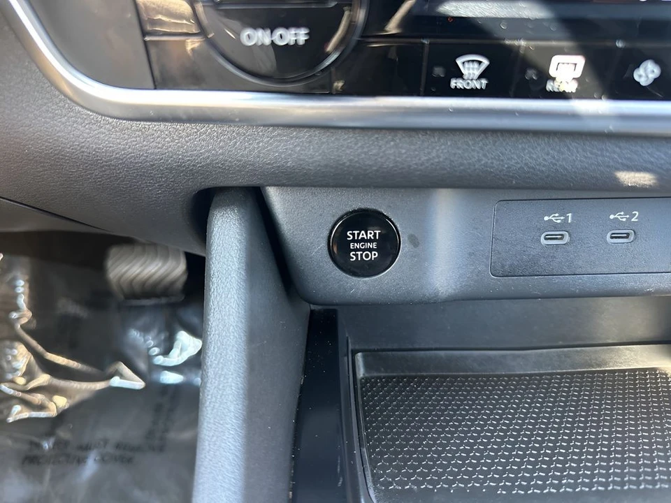2024 Nissan Rogue - Image 20 of 21