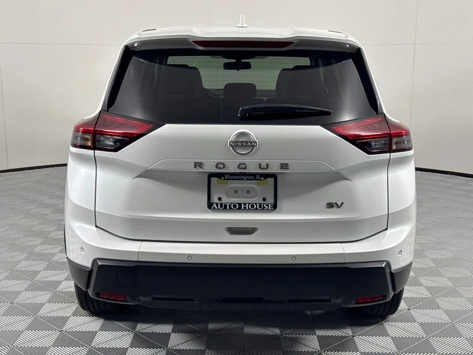 2024 Nissan Rogue - Image 6 of 12