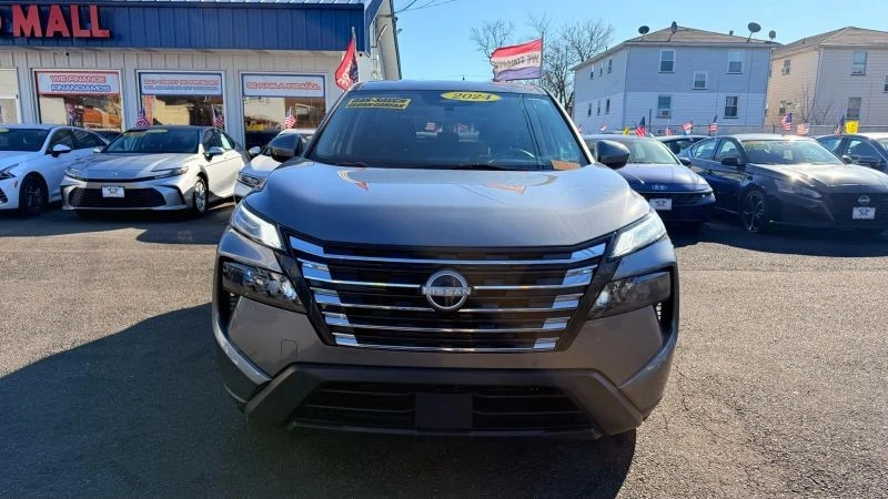 2024 Nissan Rogue - Image 3 of 12
