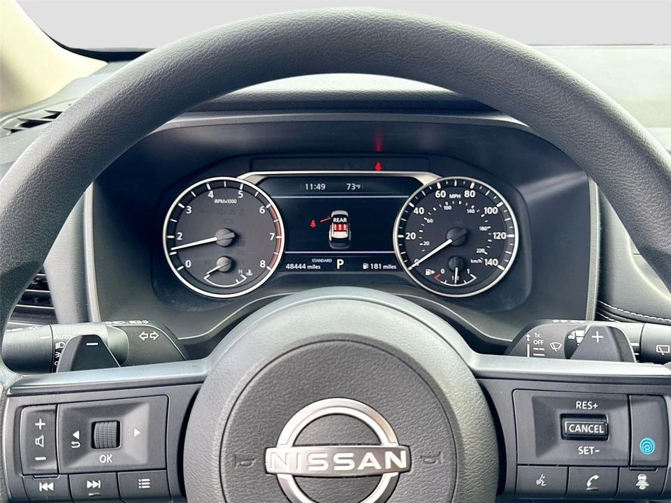 2024 Nissan Rogue - Image 9 of 21