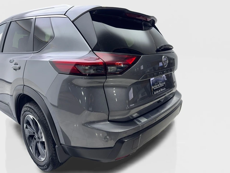 2024 Nissan Rogue - Image 19 of 21