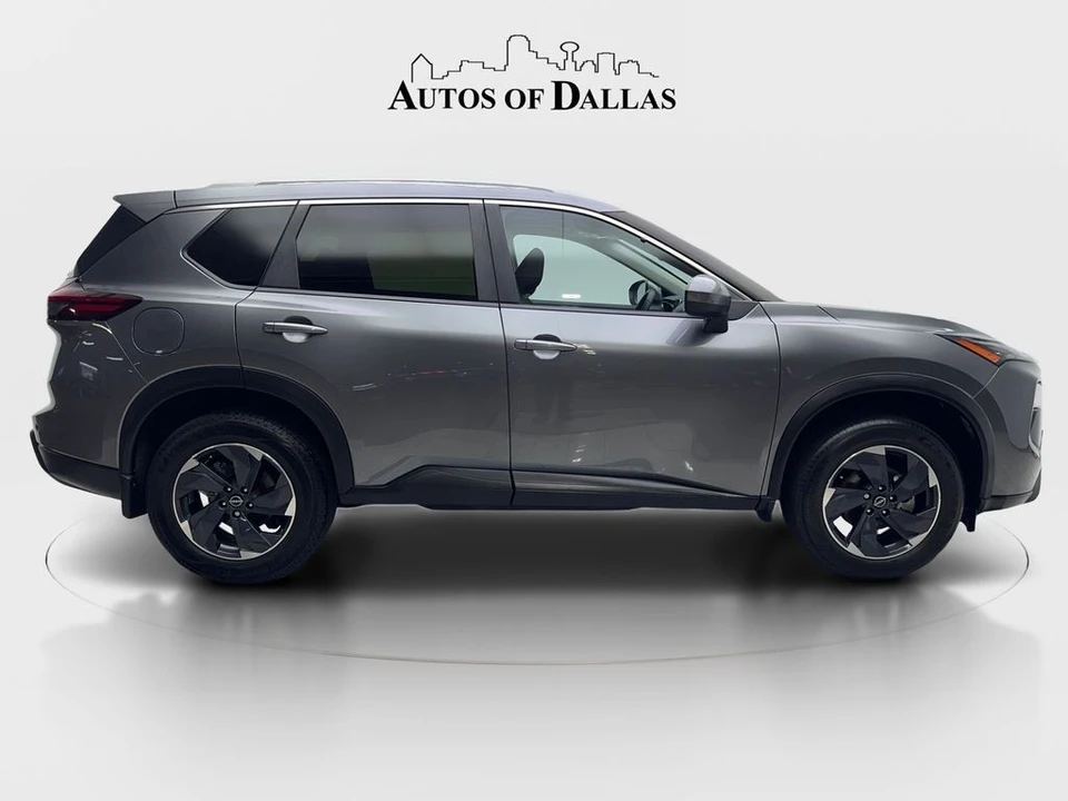 2024 Nissan Rogue - Image 10 of 21