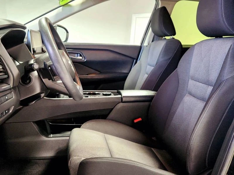 2024 Nissan Rogue - Image 11 of 12