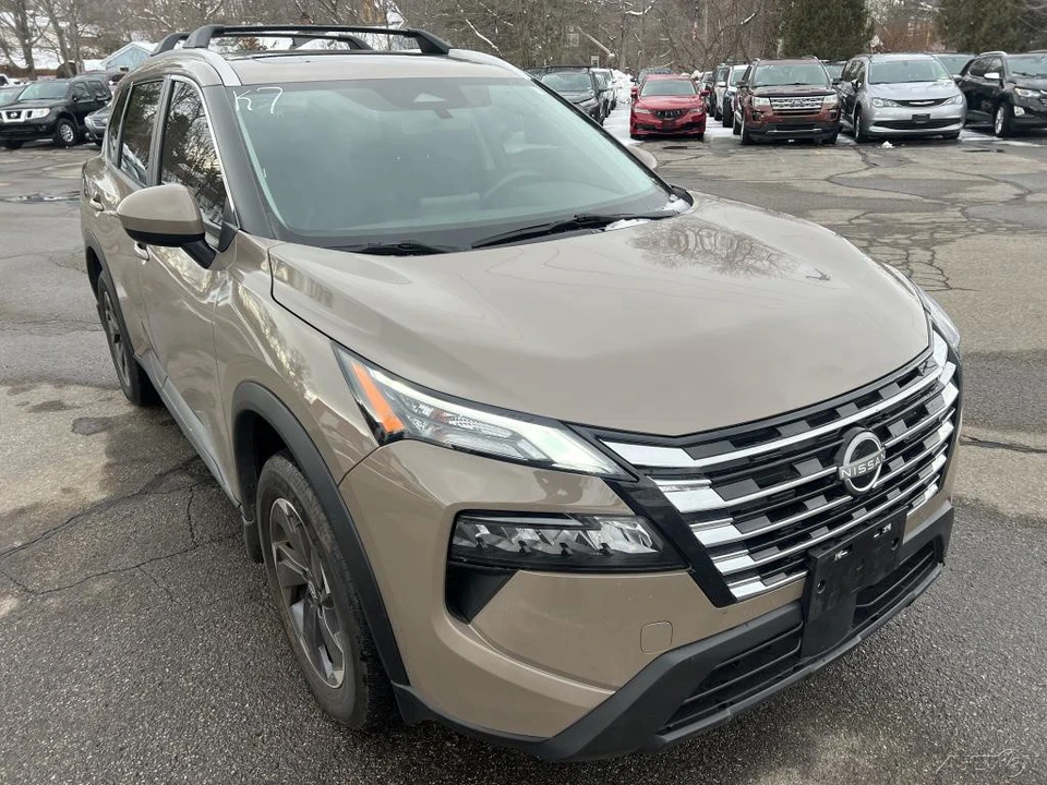 2024 Nissan Rogue - Image 9 of 12