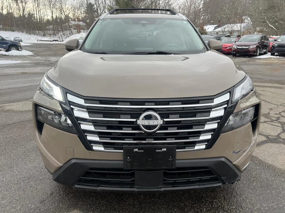 2024 Nissan Rogue - Image 3 of 12