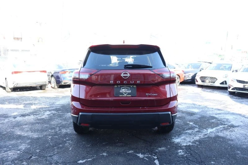 2024 Nissan Rogue - Image 6 of 12