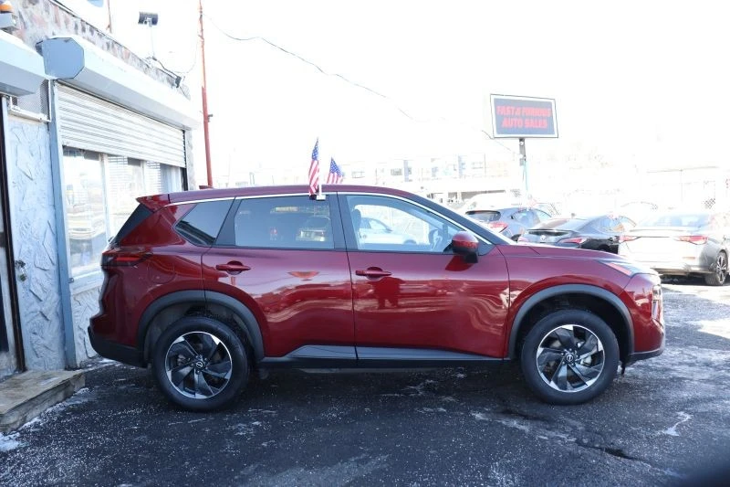 2024 Nissan Rogue - Image 4 of 12