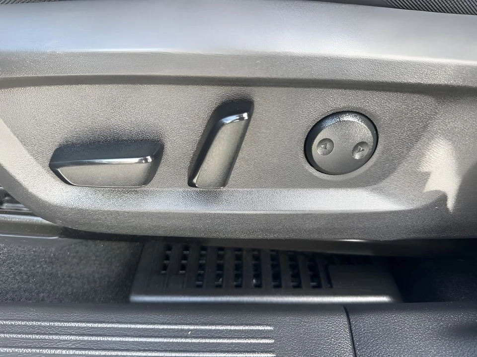2024 Nissan Rogue - Image 10 of 12