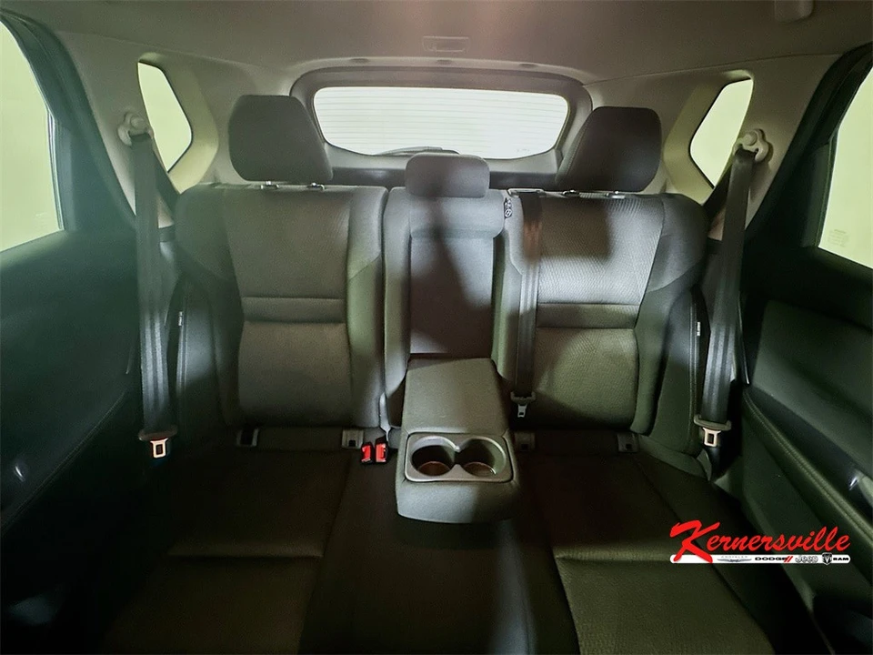 2024 Nissan Rogue - Image 13 of 21