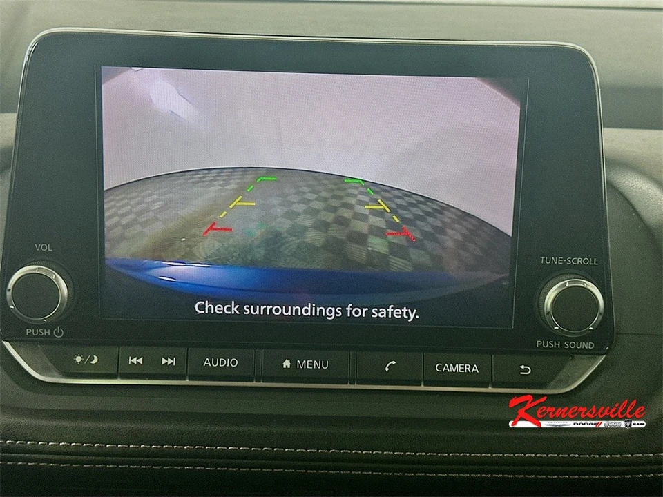 2024 Nissan Rogue - Image 19 of 21
