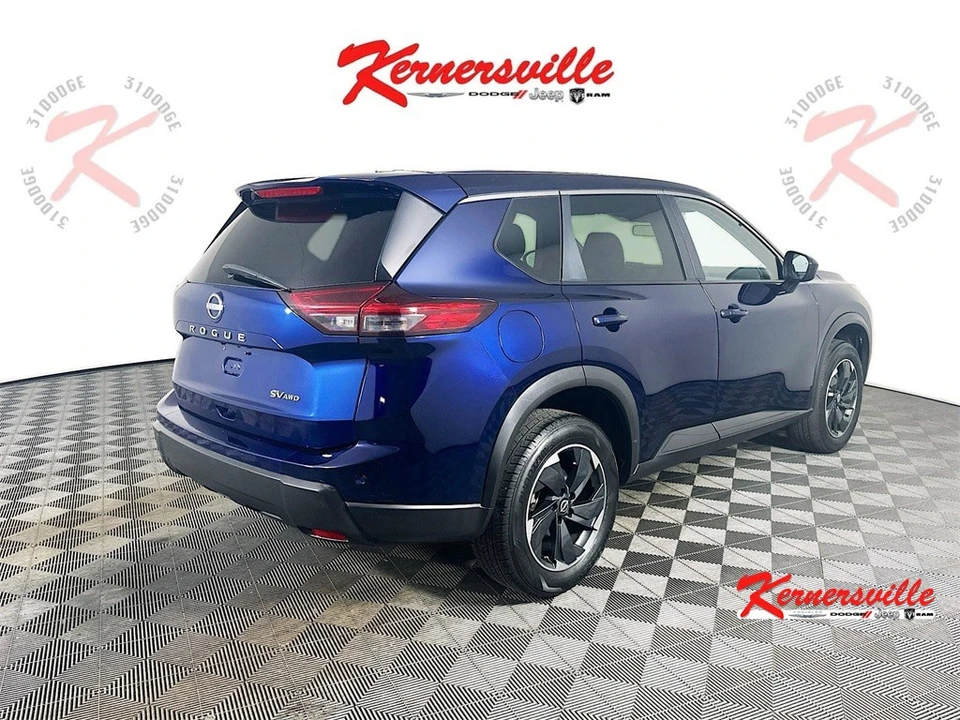 2024 Nissan Rogue - Image 7 of 12