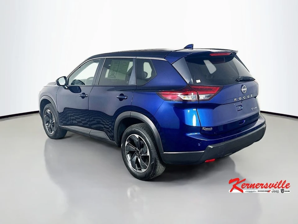 2024 Nissan Rogue - Image 5 of 21