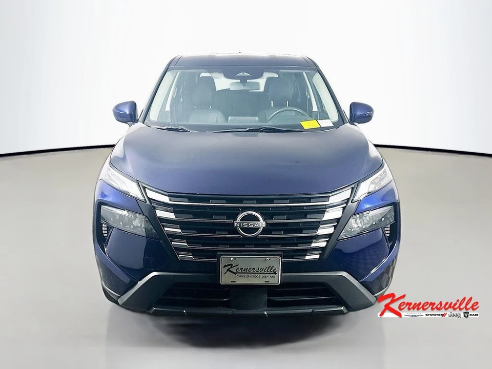 2024 Nissan Rogue - Image 2 of 21