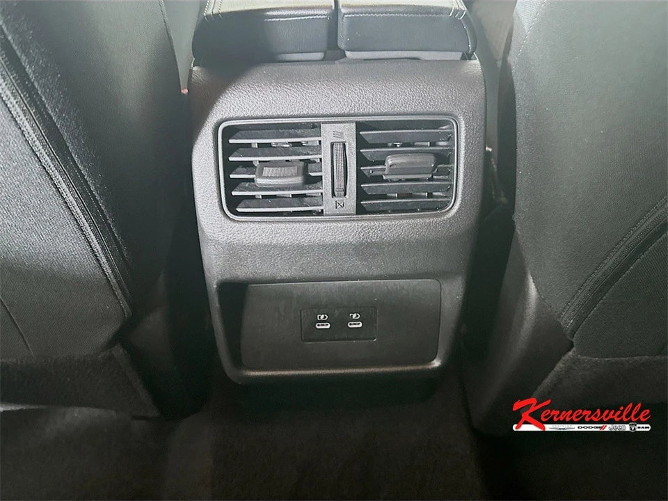 2024 Nissan Rogue - Image 21 of 21