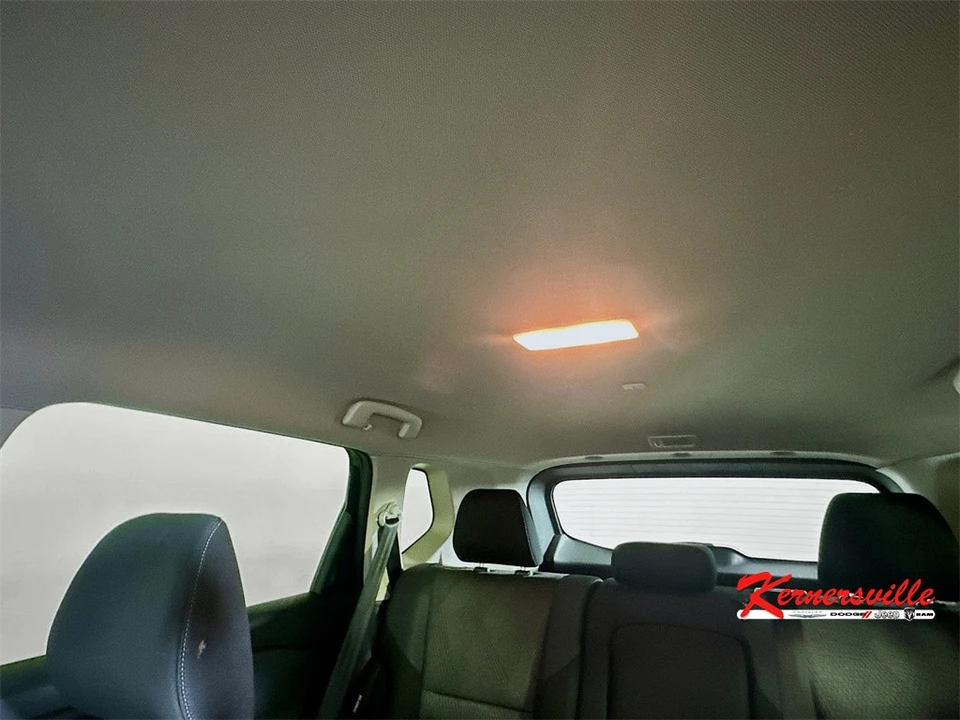 2024 Nissan Rogue - Image 20 of 21
