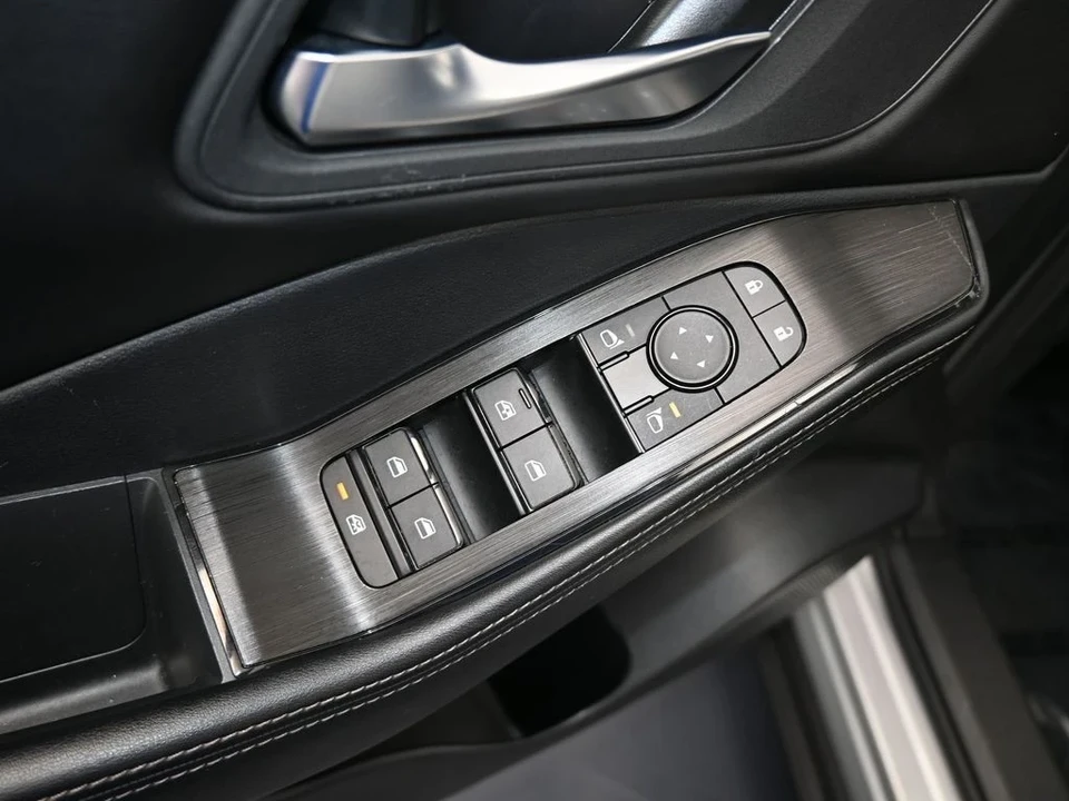 2024 Nissan Rogue - Image 12 of 12