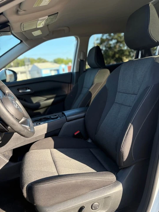 2024 Nissan Rogue - Image 9 of 9