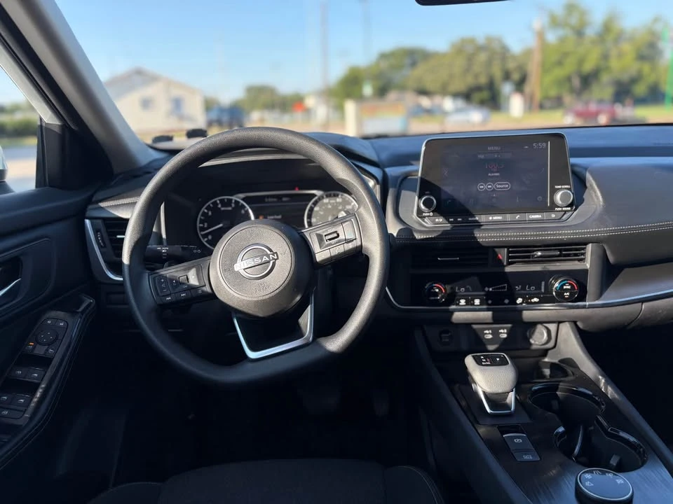 2024 Nissan Rogue - Image 7 of 9