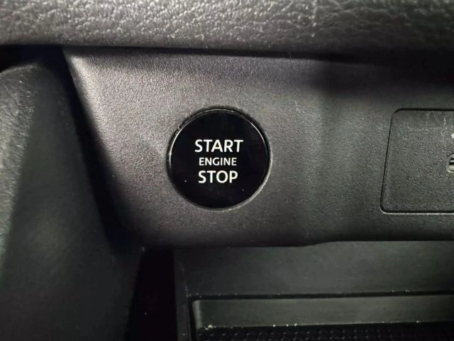 2024 Nissan Rogue - Image 18 of 21