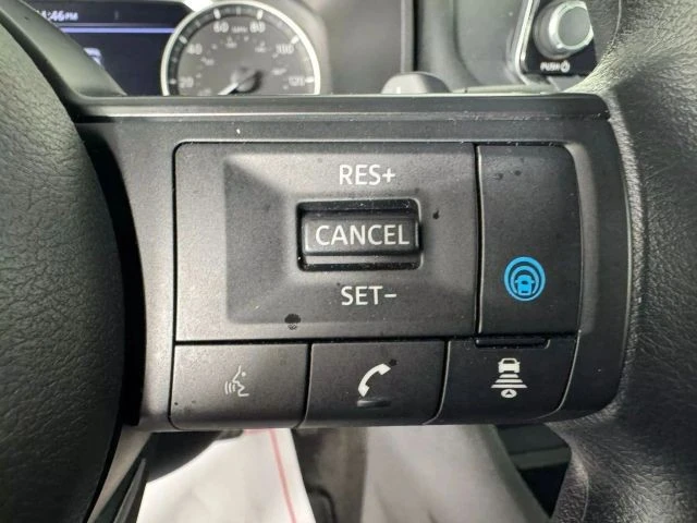 2024 Nissan Rogue - Image 17 of 21