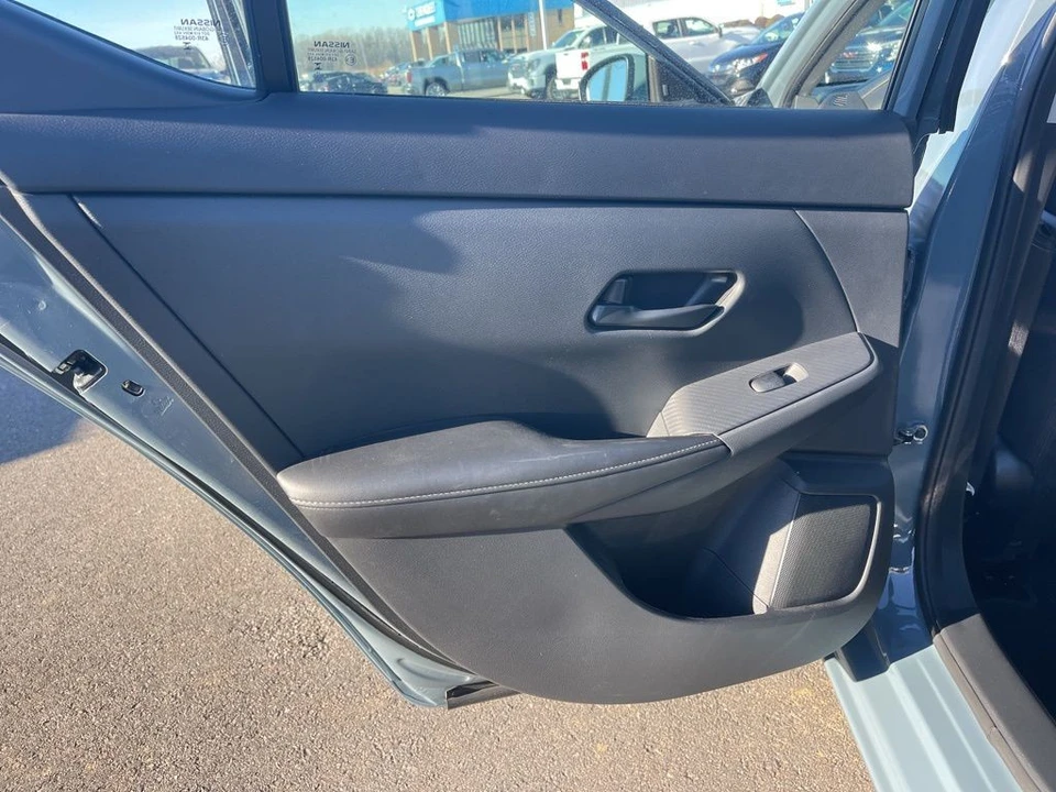 2024 Nissan Sentra 8th Gen - Image 11 of 12