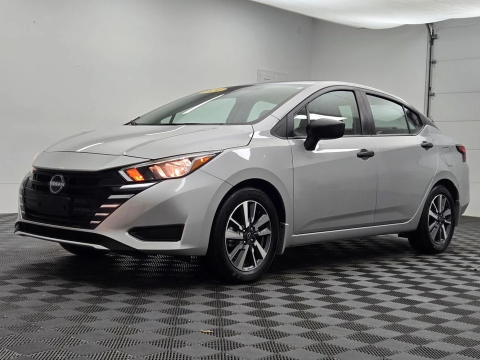 2024 Nissan Versa - Image 11 of 12