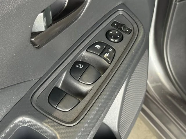 2024 Nissan Versa - Image 18 of 21