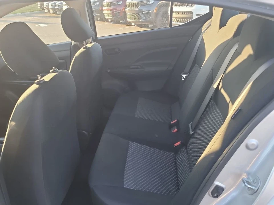 2024 Nissan Versa - Image 8 of 12