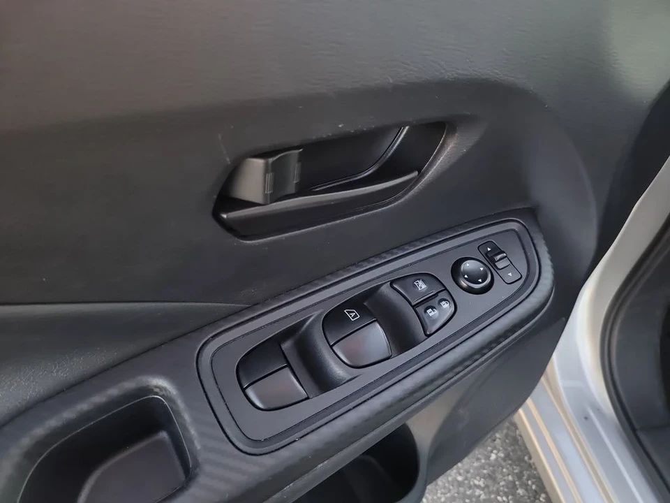 2024 Nissan Versa - Image 11 of 12