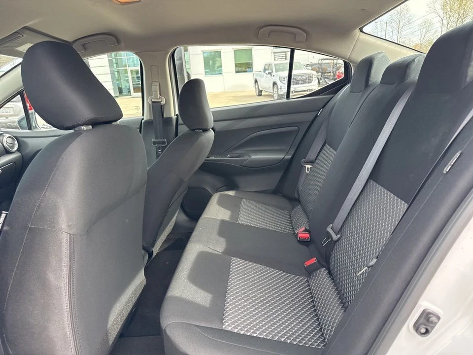 2024 Nissan Versa - Image 10 of 21