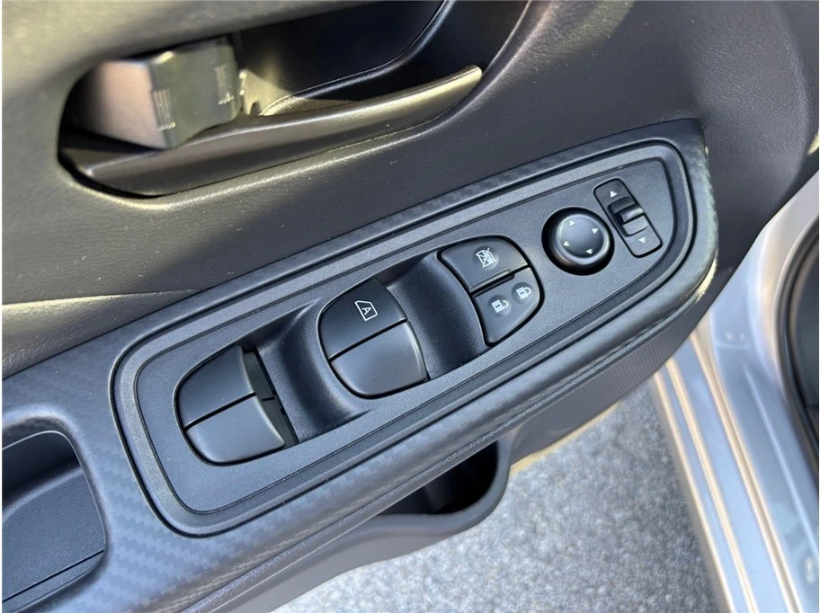 2024 Nissan Versa - Image 18 of 21