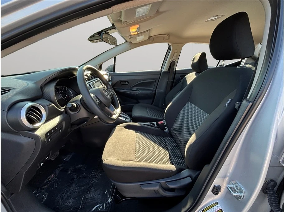 2024 Nissan Versa - Image 2 of 21