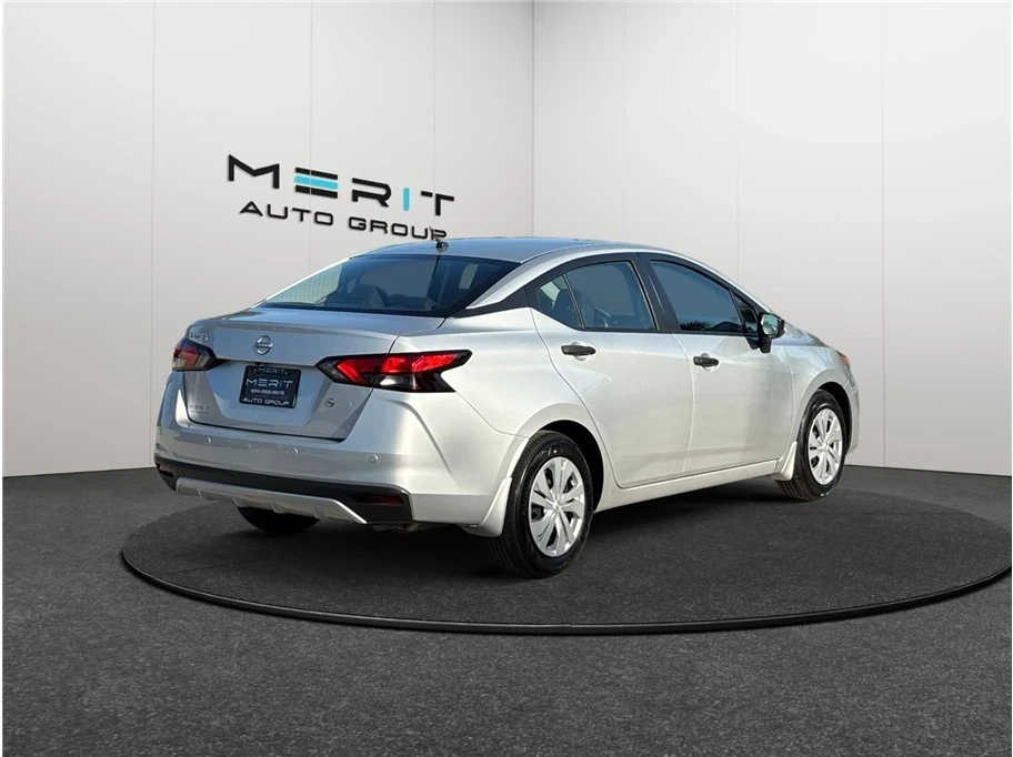 2024 Nissan Versa - Image 9 of 21