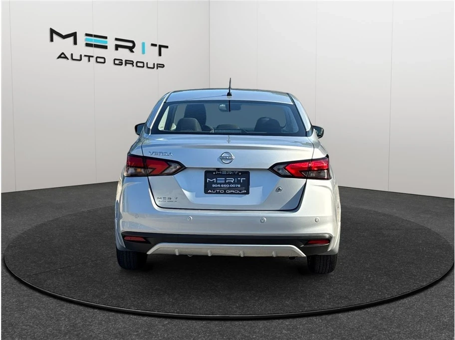 2024 Nissan Versa - Image 8 of 21
