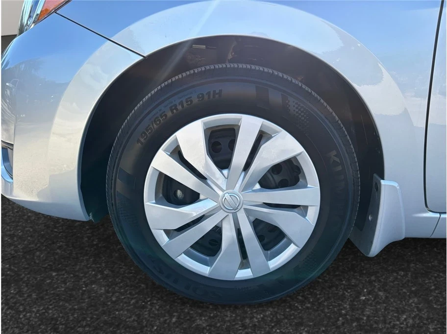 2024 Nissan Versa - Image 13 of 21