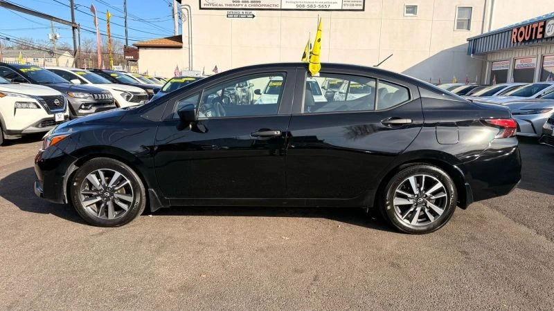 2024 Nissan Versa - Image 10 of 12