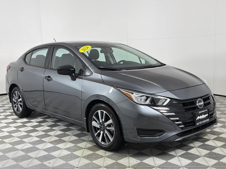 2024 Nissan Versa - Image 3 of 21
