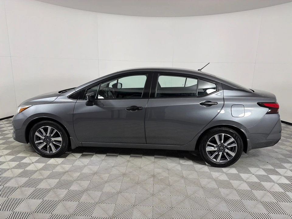 2024 Nissan Versa - Image 8 of 21