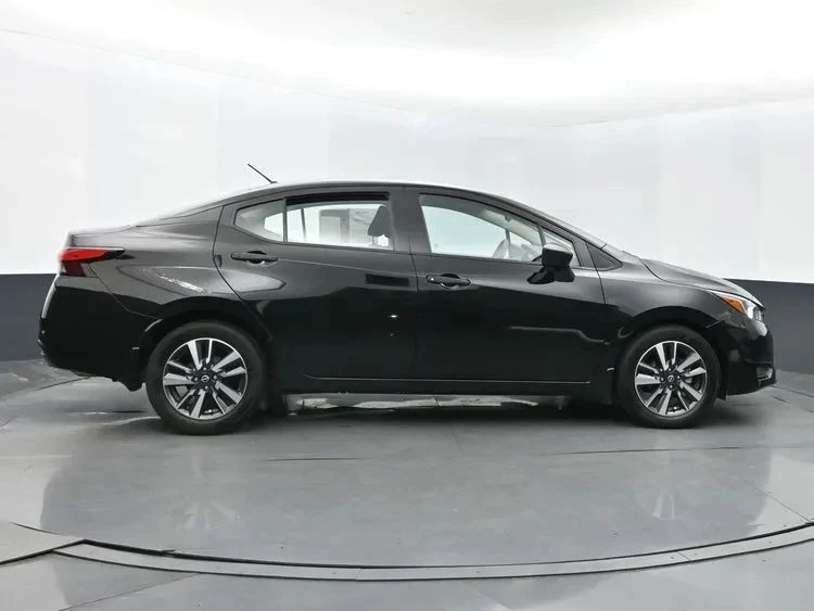2024 Nissan Versa - Image 4 of 12