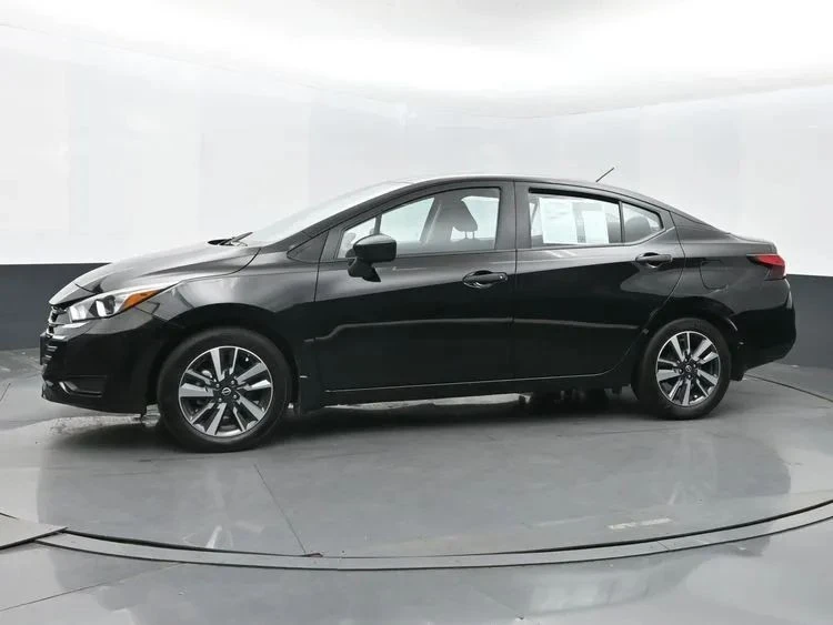2024 Nissan Versa - Image 5 of 12