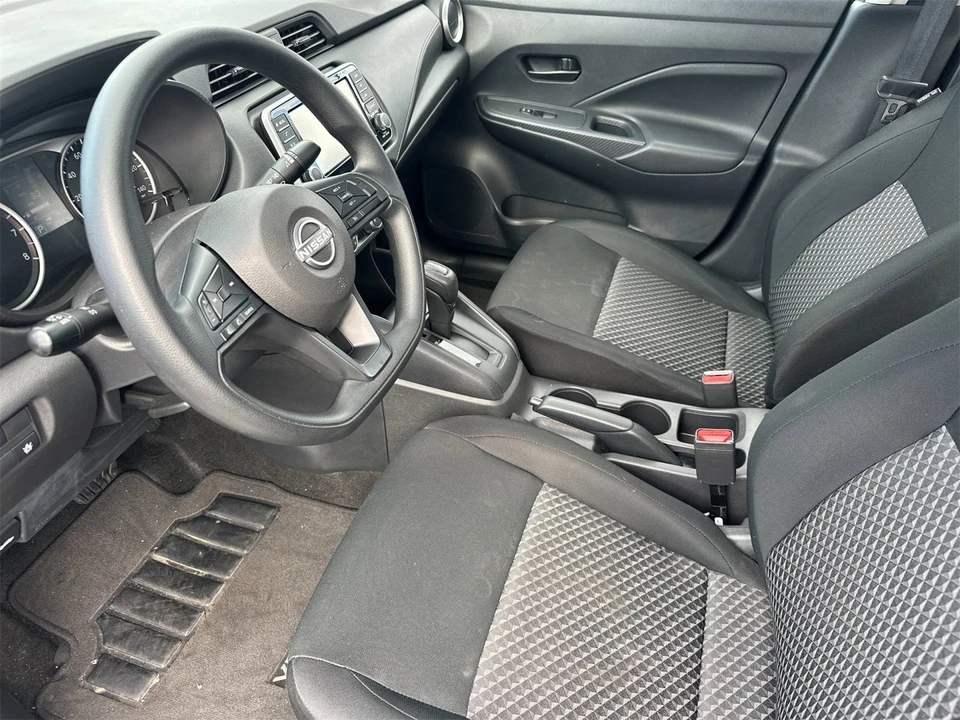 2024 Nissan Versa - Image 10 of 12