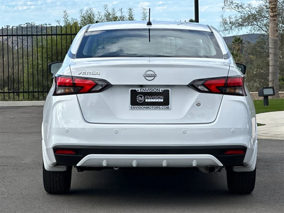 2024 Nissan Versa - Image 4 of 12