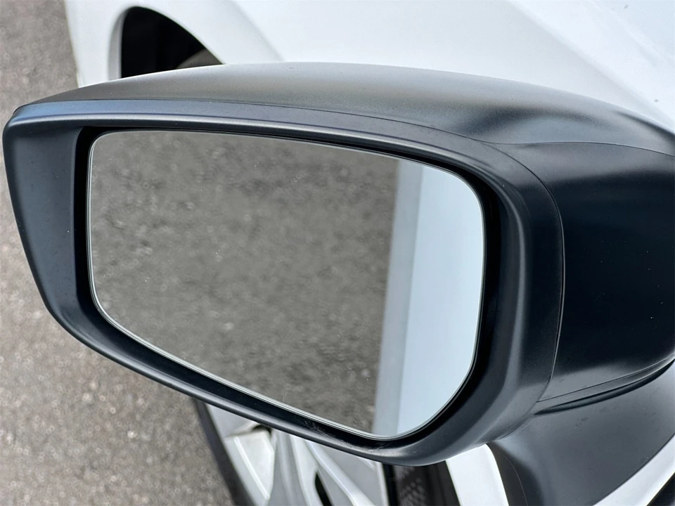 2024 Nissan Versa - Image 9 of 12