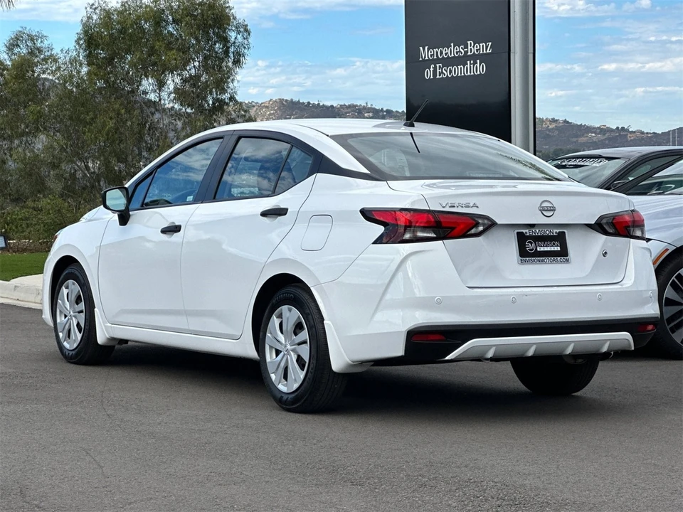 2024 Nissan Versa - Image 5 of 12