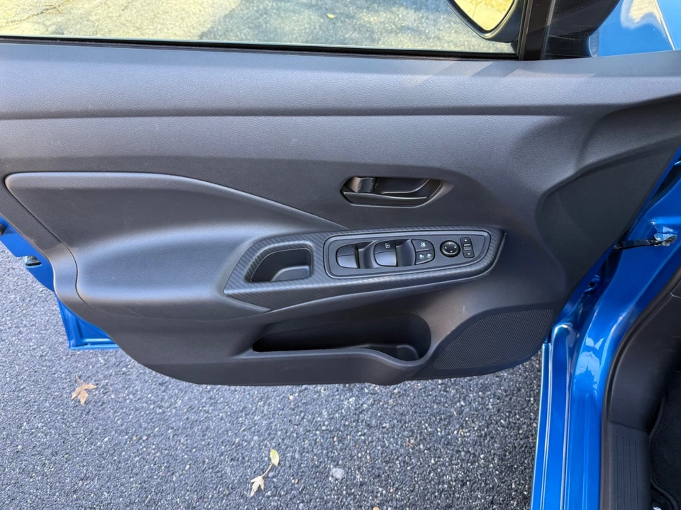 2024 Nissan Versa - Image 19 of 21