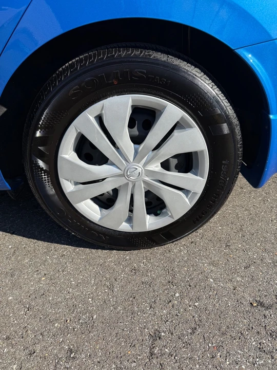 2024 Nissan Versa - Image 7 of 21